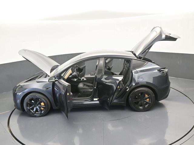 Photo of 2024 Gray Tesla Model Y