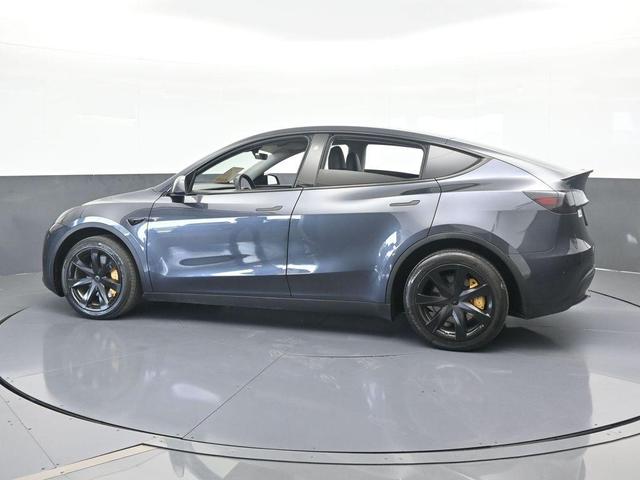Photo of 2024 Gray Tesla Model Y