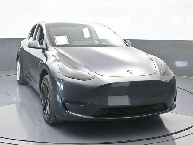 Photo of 2024 Gray Tesla Model Y