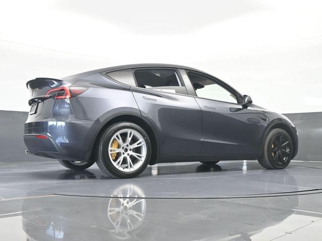 Photo of 2024 Gray Tesla Model Y