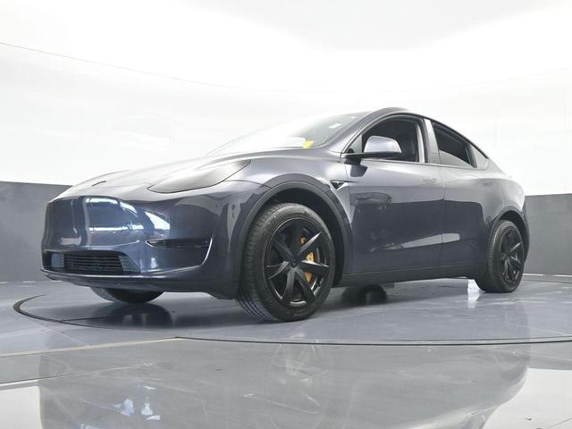 Photo of 2024 Gray Tesla Model Y