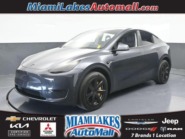Photo of 2024 Gray Tesla Model Y