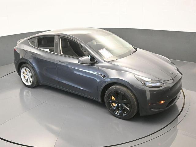 Photo of 2024 Gray Tesla Model Y