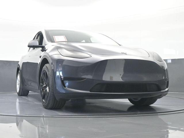 Photo of 2024 Gray Tesla Model Y