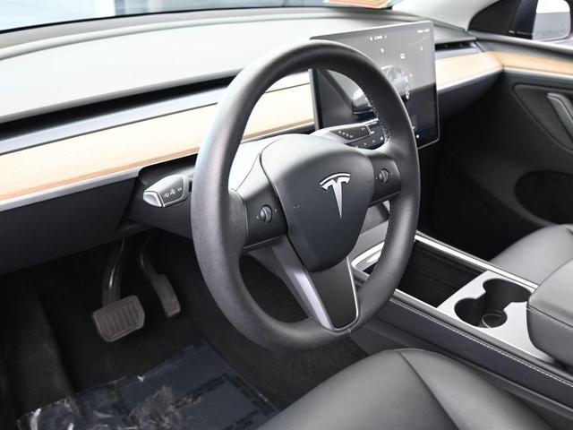 Photo of 2024 Gray Tesla Model Y