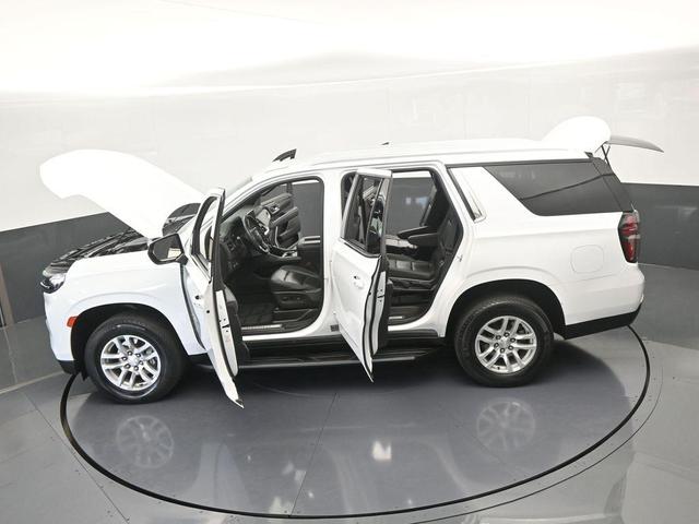 Photo of 2023 Summit White Chevrolet Tahoe