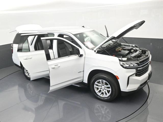 Photo of 2023 Summit White Chevrolet Tahoe