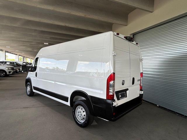 Photo of 2023 Bright White Clearcoat RAM ProMaster 2500