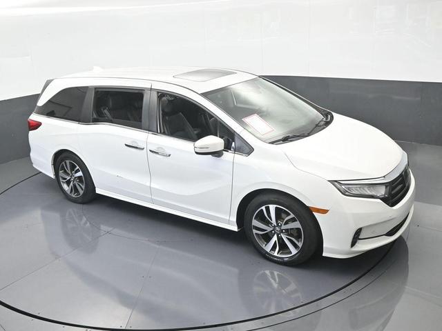 Photo of 2022 White Honda Odyssey