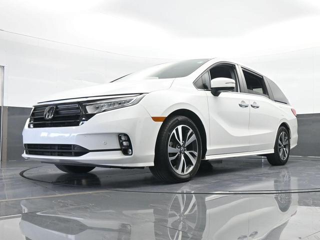 Photo of 2022 White Honda Odyssey