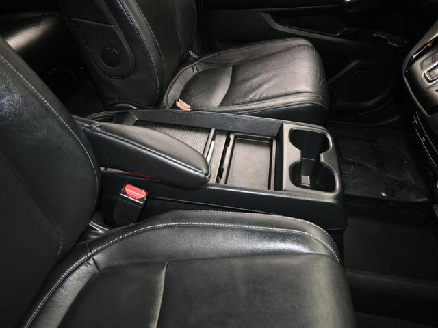 Photo of 2022 White Honda Odyssey