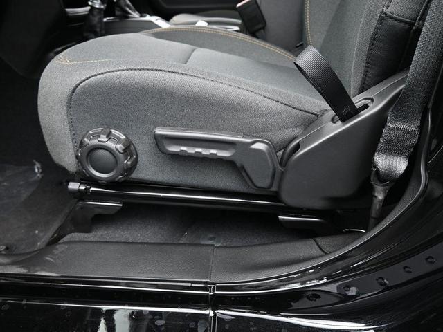 Photo of 2025 Black Clearcoat Jeep Gladiator