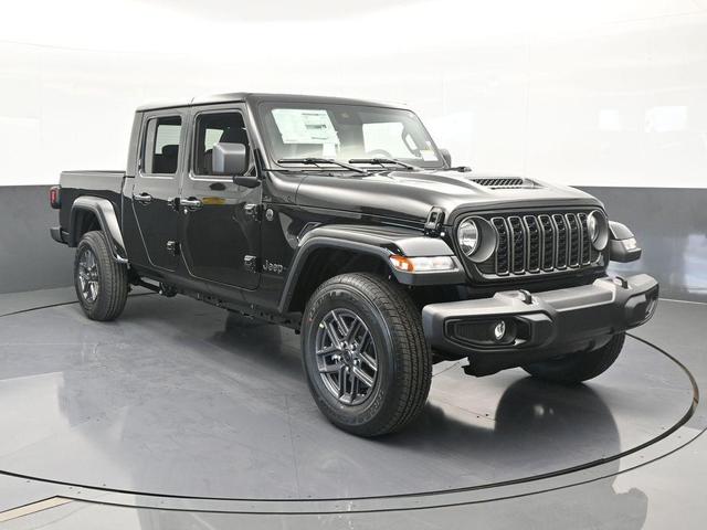 Photo of 2025 Black Clearcoat Jeep Gladiator