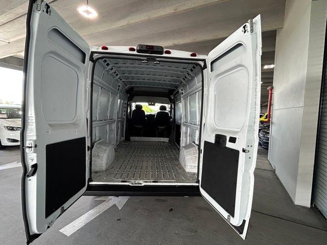 Photo of 2023 Bright White Clearcoat RAM ProMaster 2500