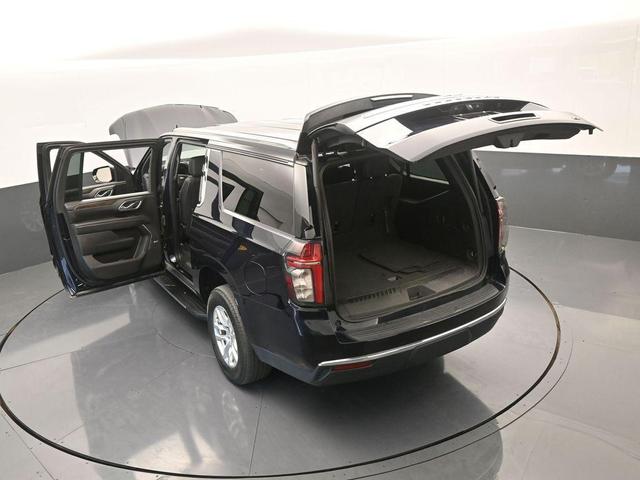 Photo of 2023 Midnight Blue Metallic Chevrolet Suburban