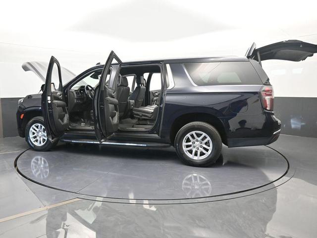 Photo of 2023 Midnight Blue Metallic Chevrolet Suburban