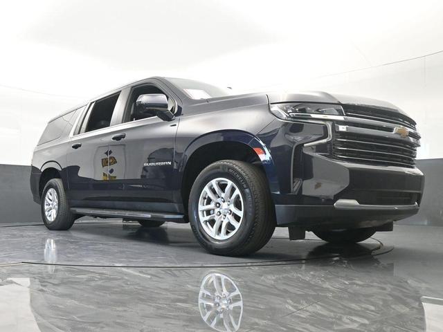Photo of 2023 Midnight Blue Metallic Chevrolet Suburban