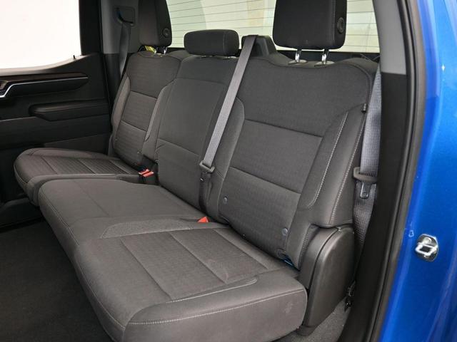 Photo of 2023 Glacier Blue Metallic Chevrolet Silverado 1500