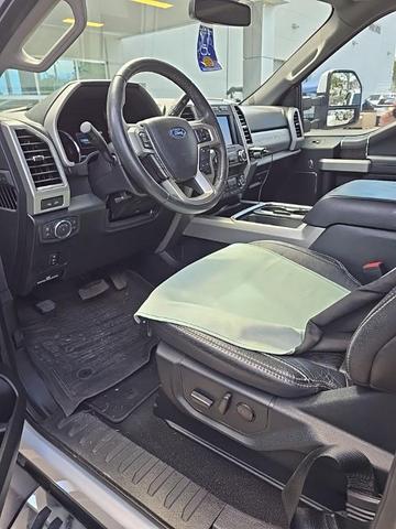 Photo of 2020 Oxford White Ford F-250