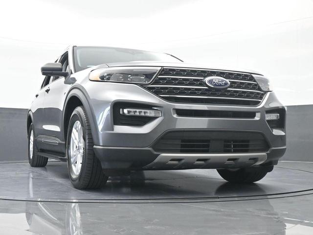 Photo of 2022 Carbonized Gray Metallic Ford Explorer