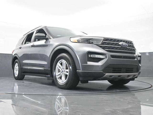 Photo of 2022 Carbonized Gray Metallic Ford Explorer