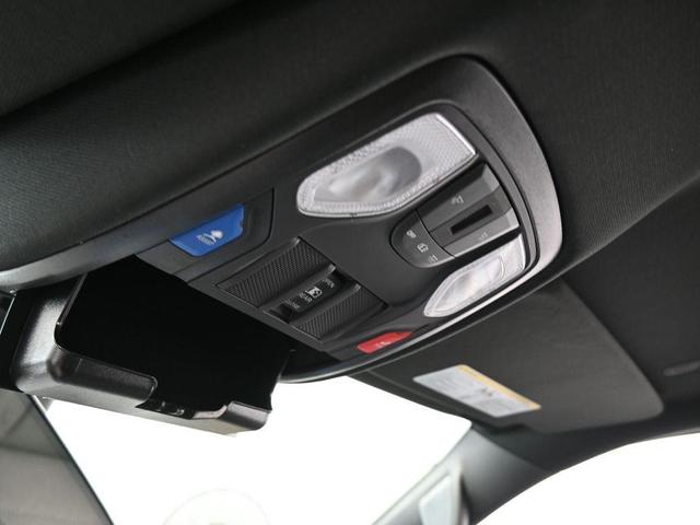 Photo of 2024 Bright White Clearcoat RAM 1500
