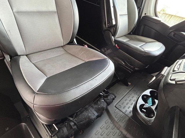 Photo of 2023 Bright White Clearcoat RAM ProMaster 2500