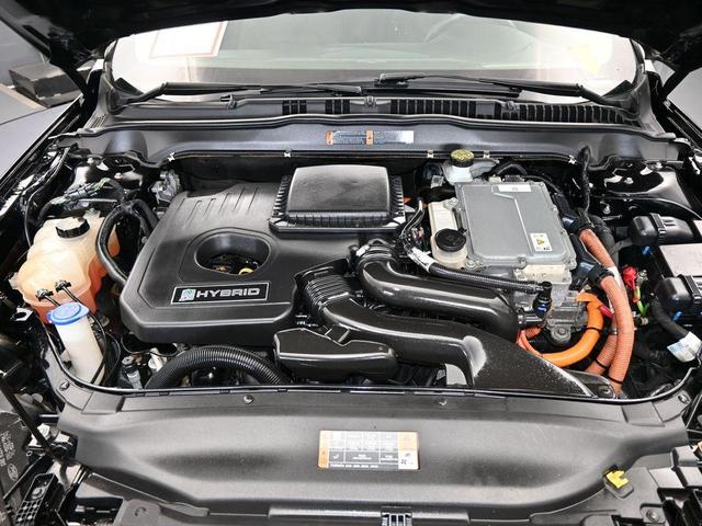 Photo of 2019 Black Ford Fusion Hybrid