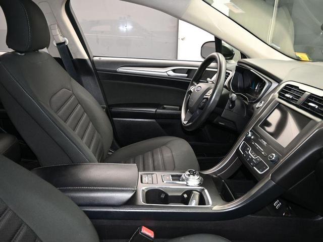 Photo of 2019 Black Ford Fusion Hybrid