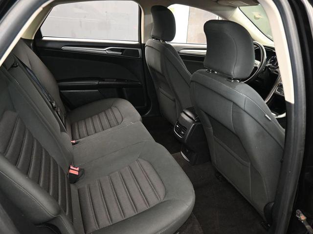 Photo of 2019 Black Ford Fusion Hybrid