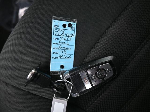Photo of 2019 Black Ford Fusion Hybrid