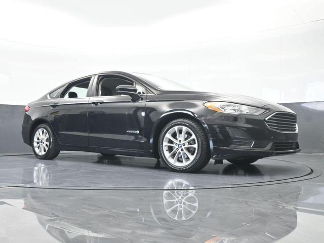 Photo of 2019 Black Ford Fusion Hybrid