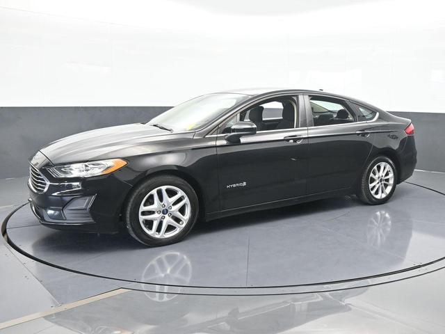 Photo of 2019 Black Ford Fusion Hybrid