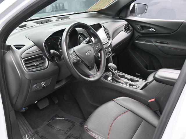 Photo of 2023 Summit White Chevrolet Equinox