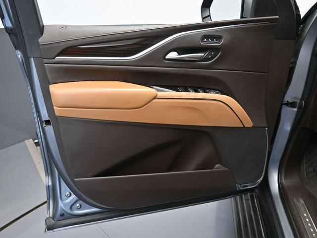 Photo of 2021 Satin Steel Metallic Cadillac Escalade ESV