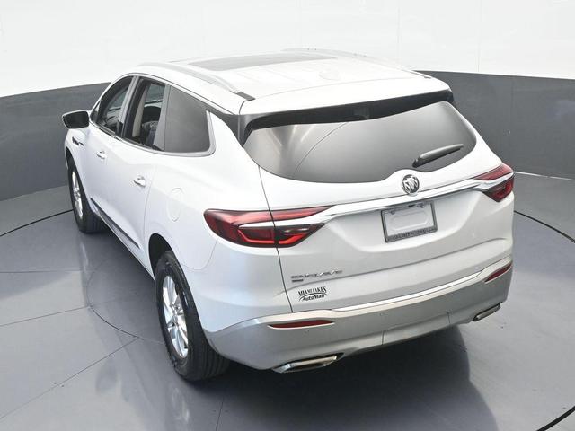 Photo of 2021 White Frost Tri-Coat Buick Enclave