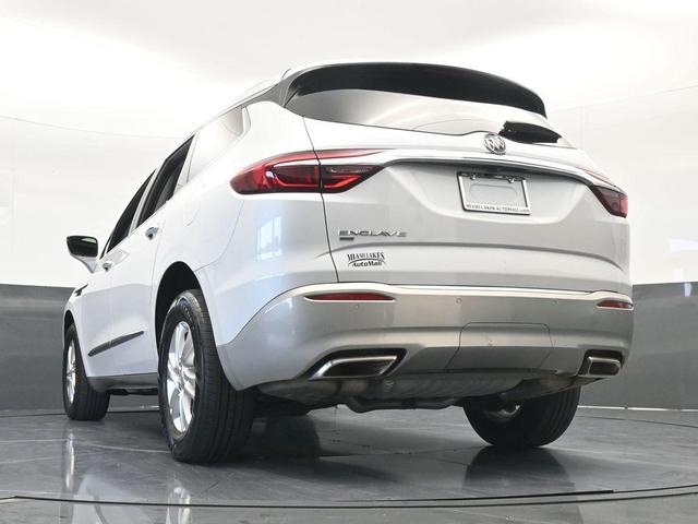 Photo of 2021 White Frost Tri-Coat Buick Enclave