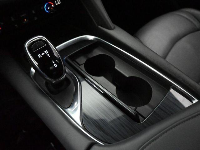 Photo of 2021 White Frost Tri-Coat Buick Enclave