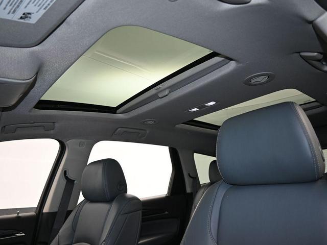 Photo of 2021 White Frost Tri-Coat Buick Enclave