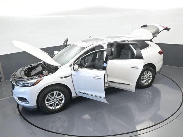 Photo of 2021 White Frost Tri-Coat Buick Enclave