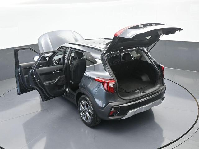 Photo of 2024 Gravity Gray Kia Seltos