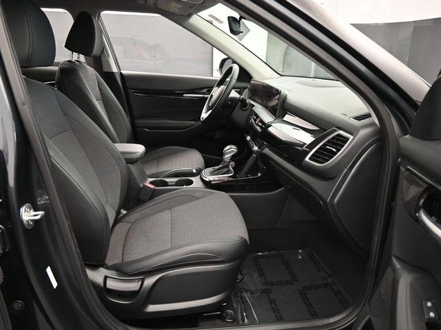 Photo of 2024 Gravity Gray Kia Seltos