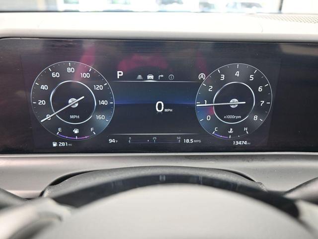 Photo of 2024 Gravity Gray Kia Seltos