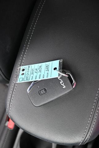 Photo of 2024 Gravity Gray Kia Seltos