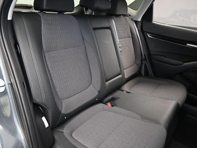 Photo of 2024 Gravity Gray Kia Seltos