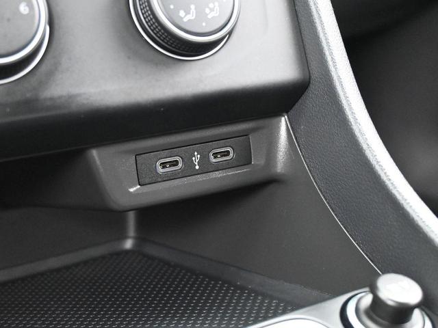 Photo of 2023 Pure White Volkswagen Jetta