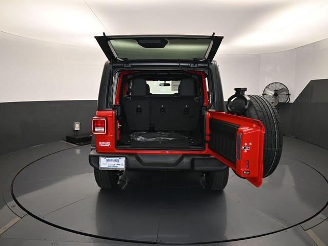 Photo of 2025 Firecracker Red Clearcoat Jeep Wrangler