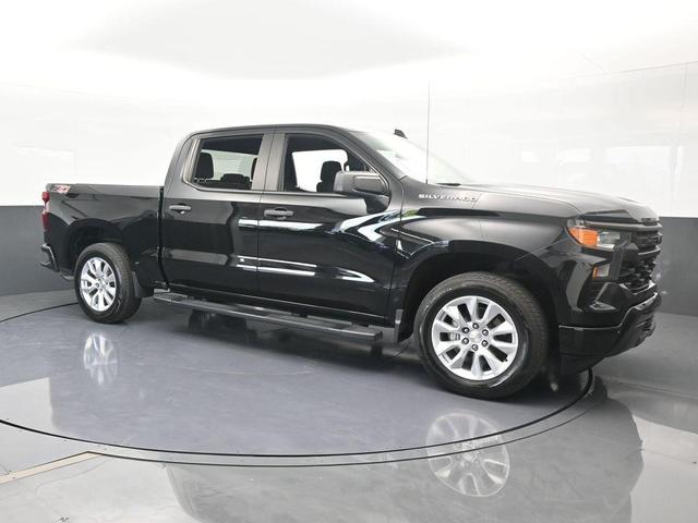 Photo of 2023 Black Chevrolet Silverado 1500