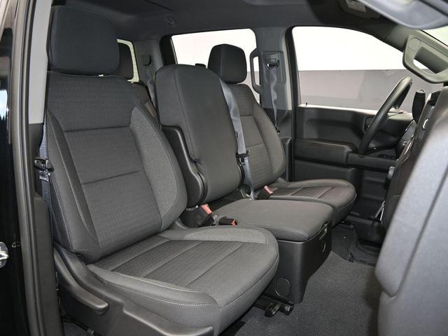 Photo of 2023 Black Chevrolet Silverado 1500
