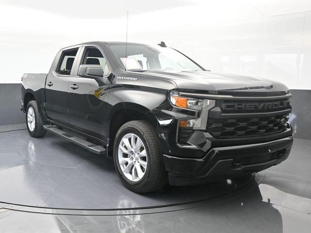 Photo of 2023 Black Chevrolet Silverado 1500